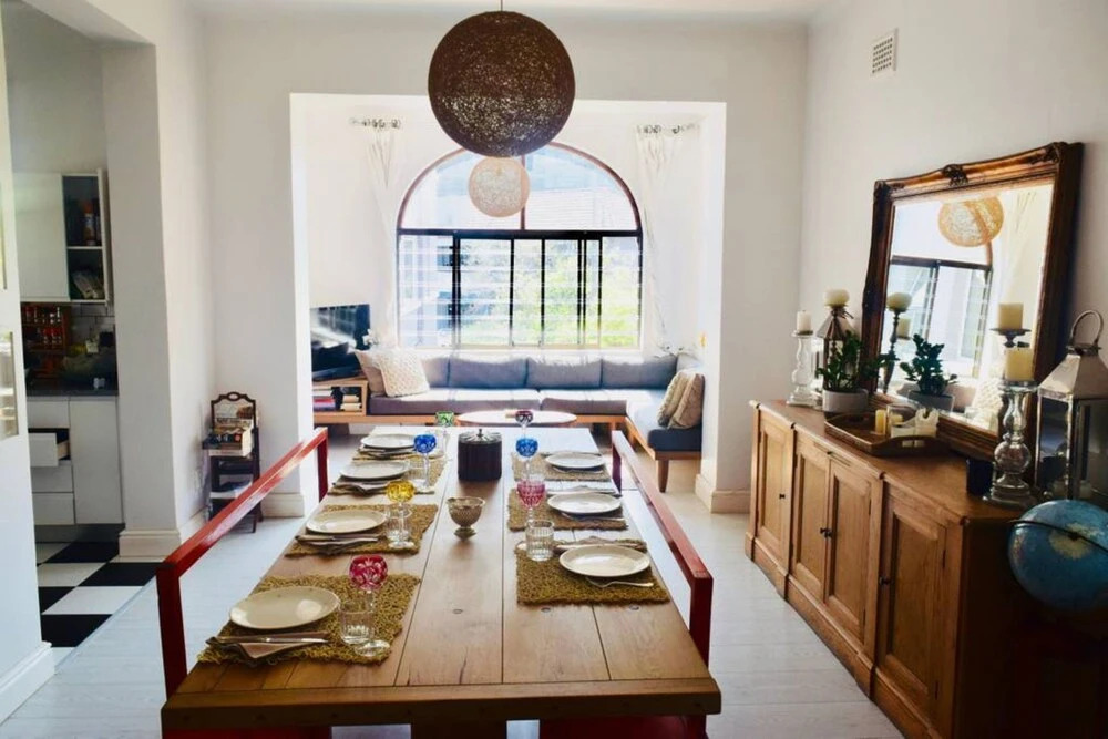 Charming 2 Bedroom Apartment in Bantry Bay