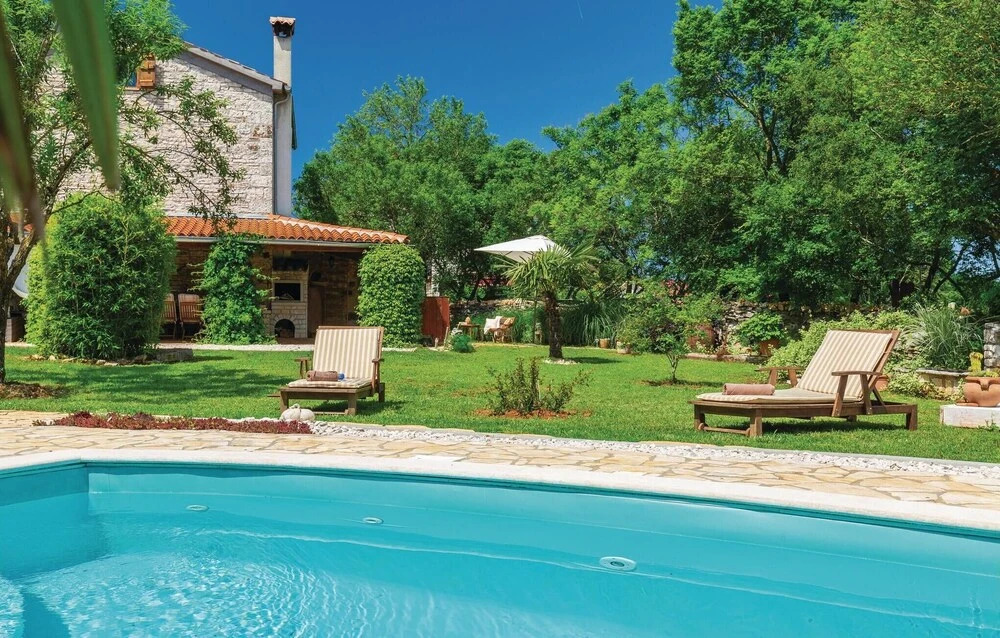 Awesome Home in Medaki With 3 Bedrooms, Wifi and Outdoor Swimming Pool
