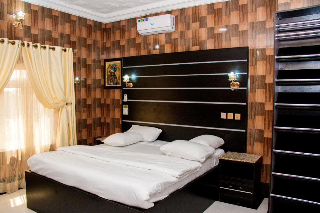 Villa Italian Hotels