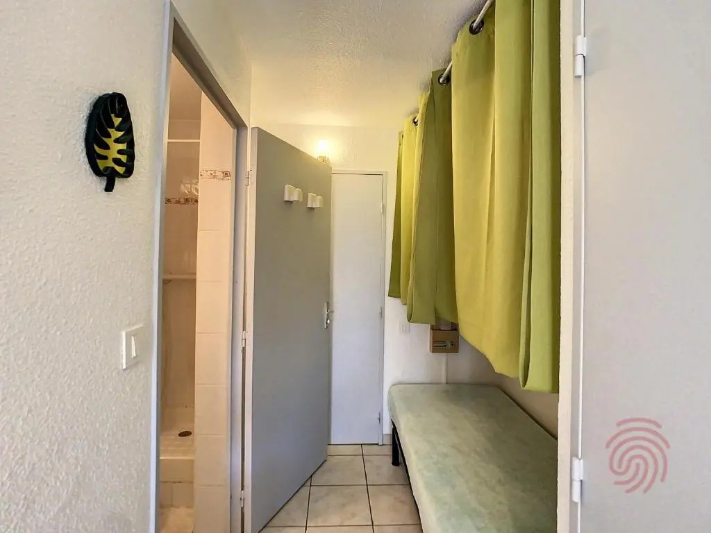 Appartement Lamalou-les-Bains, 1 pièce, 2 personnes - FR-1-451-123