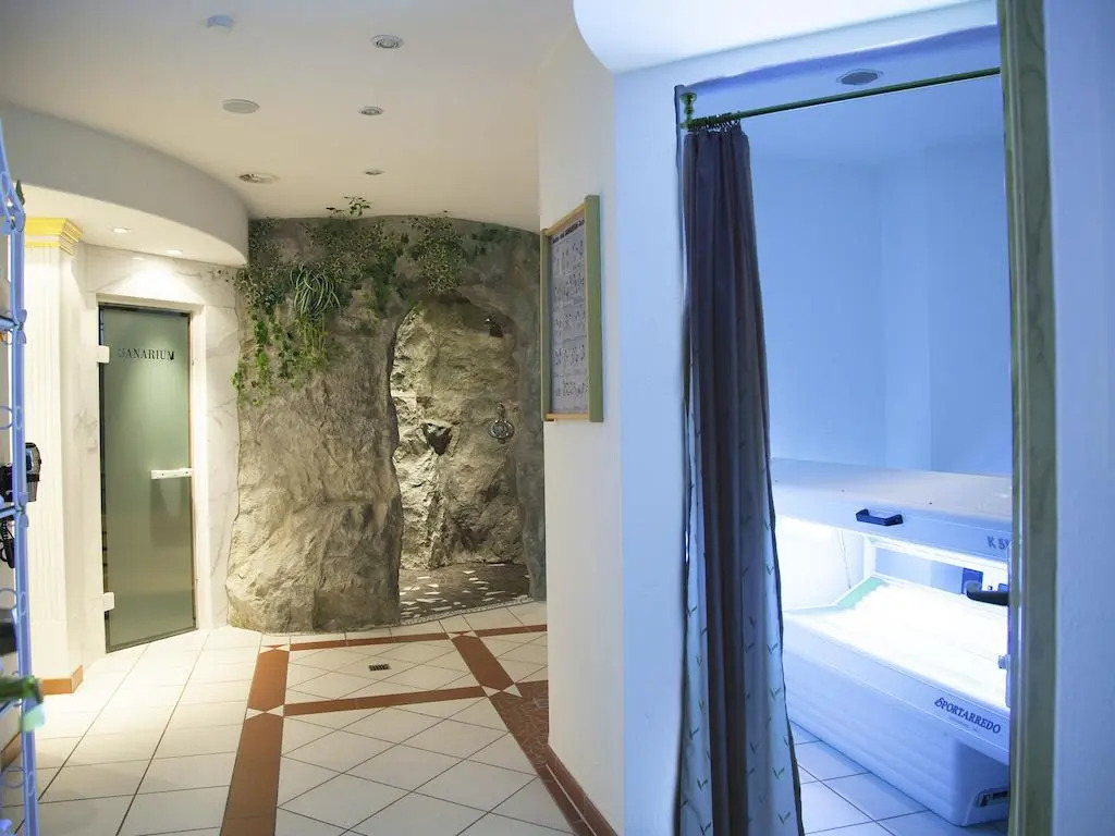Hotel Neder