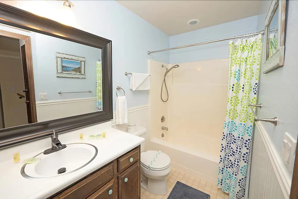 3826 Regina 4 Bedroom Home