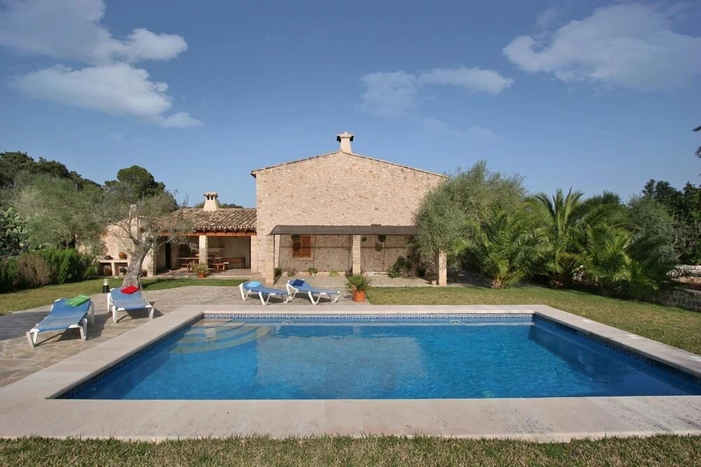 Villa - 3 Bedrooms with Pool and WiFi - 103142