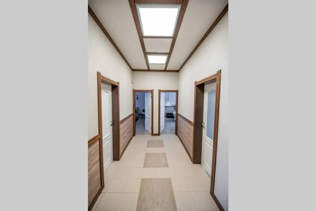 Huge Stylish Apartment Monroe 1 / City Centre