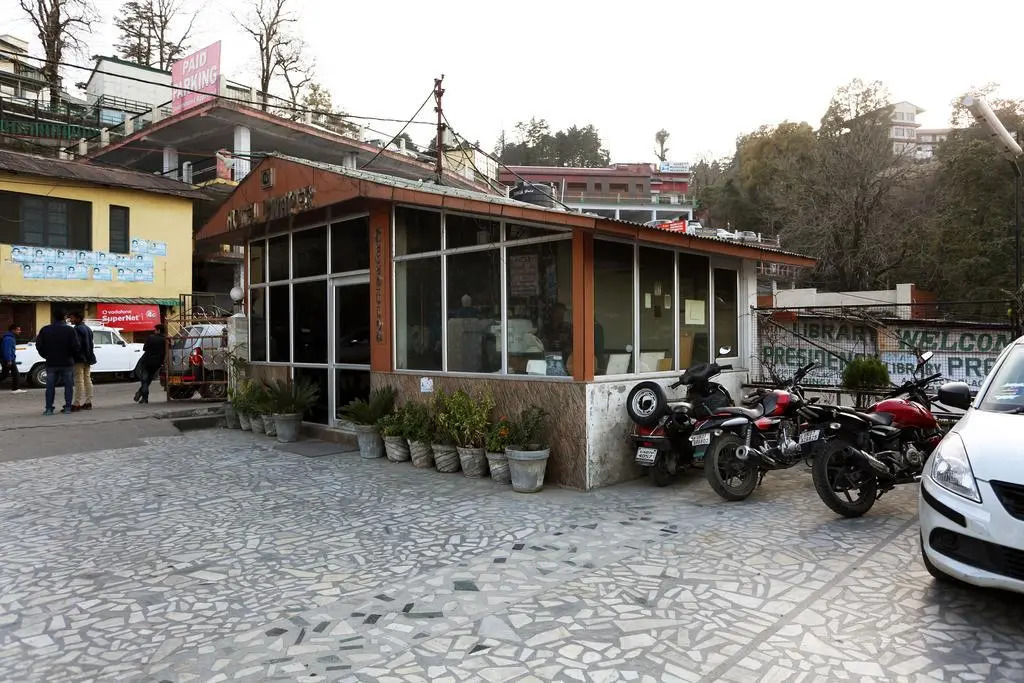 OYO 899 Dwaper Hotel