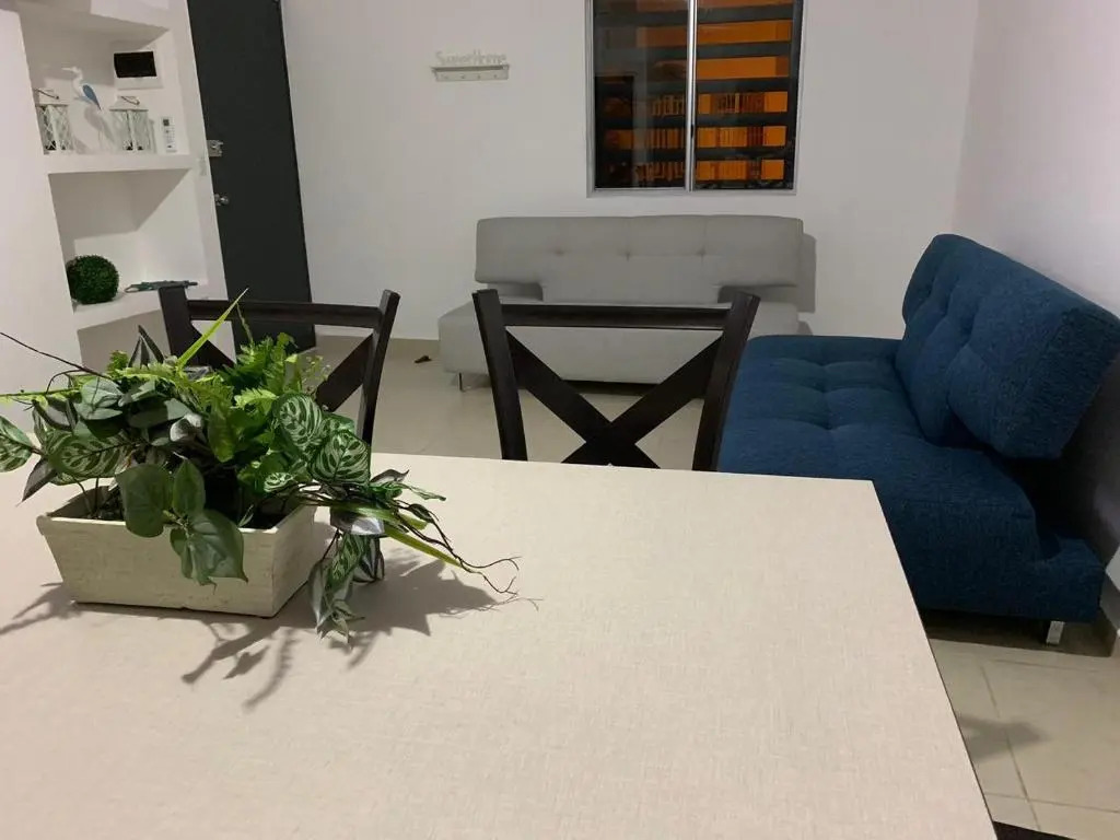 La Casa del Arbol -4bed 3 bath