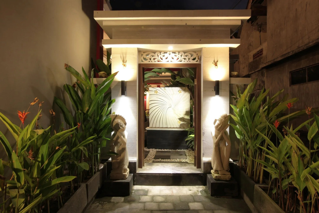 Angkul Angkul Beach Inn Kuta