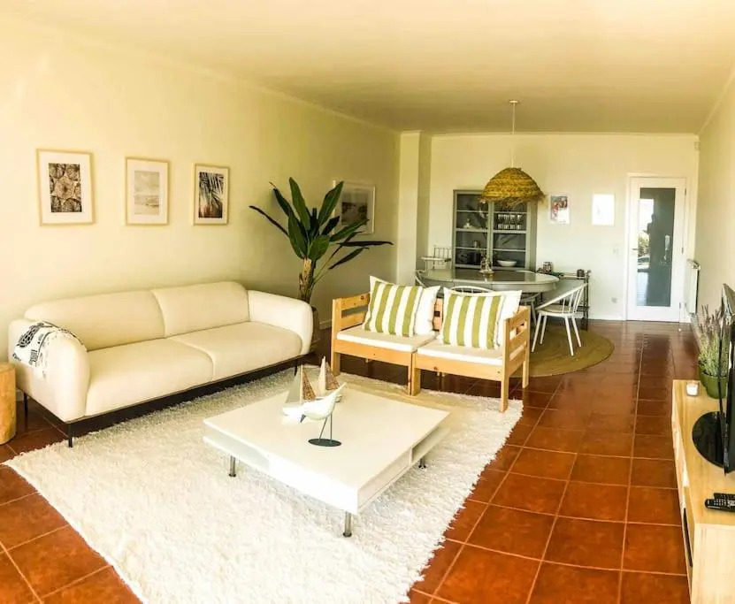T3 em Moledo com piscina privada a 100m da praia