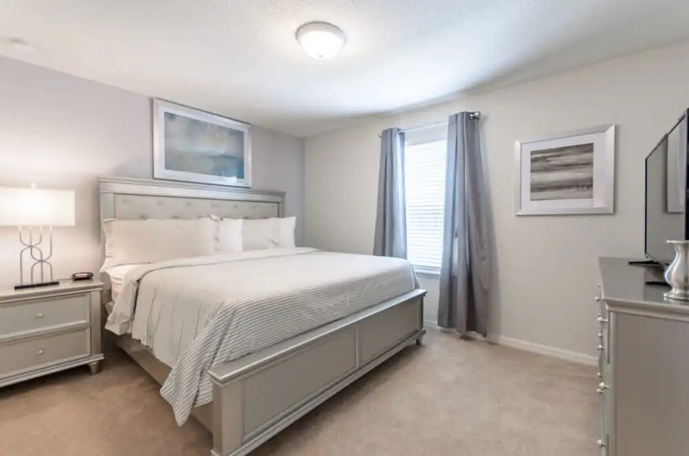 Windsor at Westside - 8811 Macapa Drive