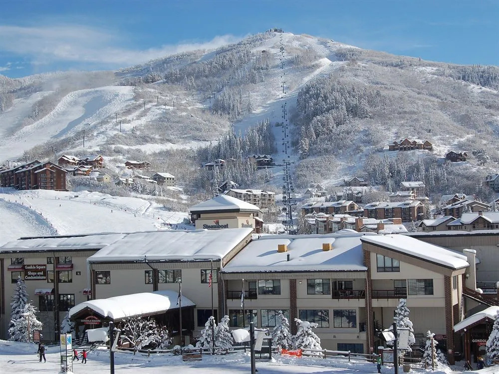 Gondola Square Condominiums