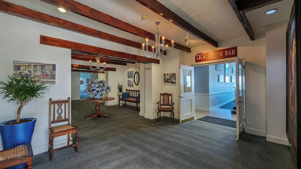 Blue Peter Hotel