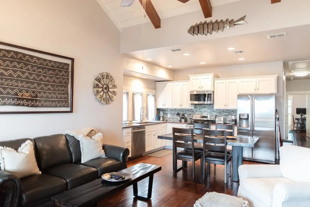 Beach Comber 2 Bedroom Condo