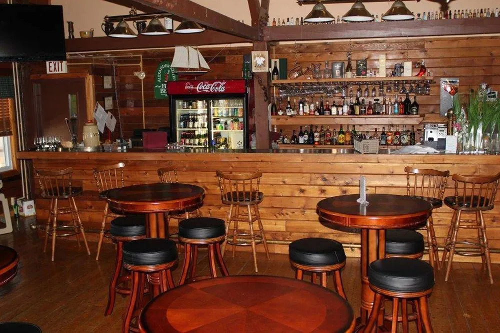 Bras dOr Lakes Inn