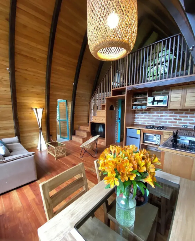 Sacha Urco Lodge -Private Cloud Forest Reserve in Mindo-4x4 Recommended March-April