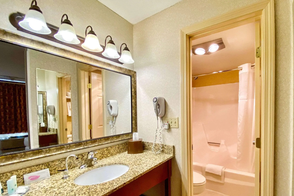Maine Evergreen Hotel, an Ascend Collection Hotel