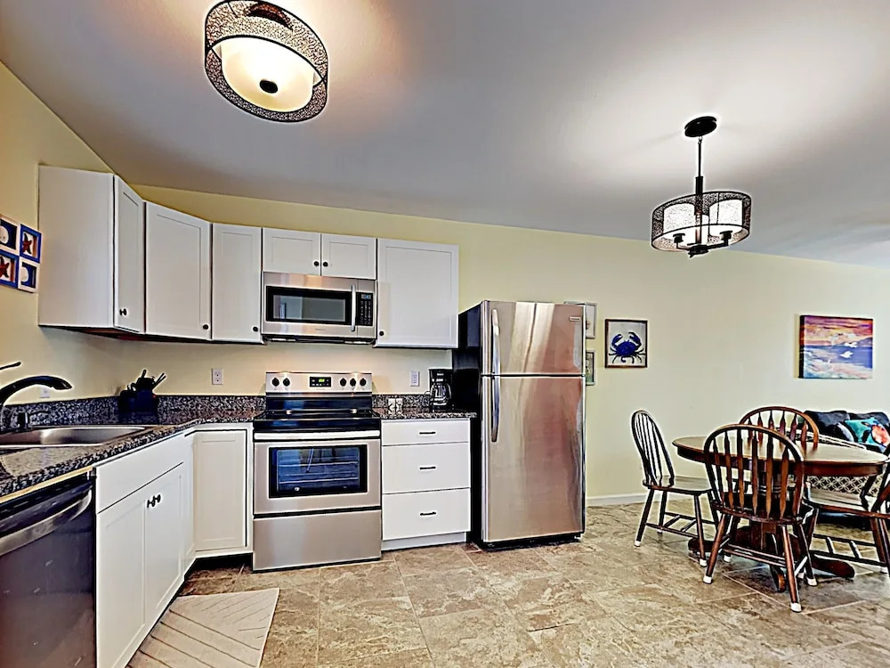 48 Sea Isle Village - One Bedroom Bungalow