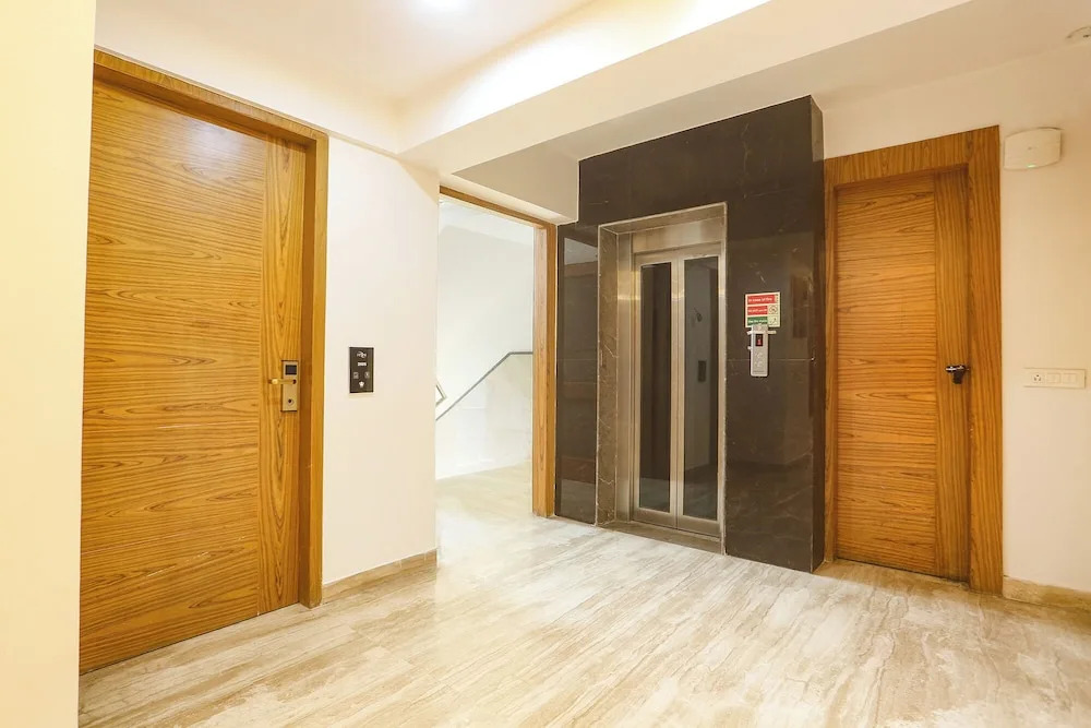 FabHotel Green Lotus Star 17