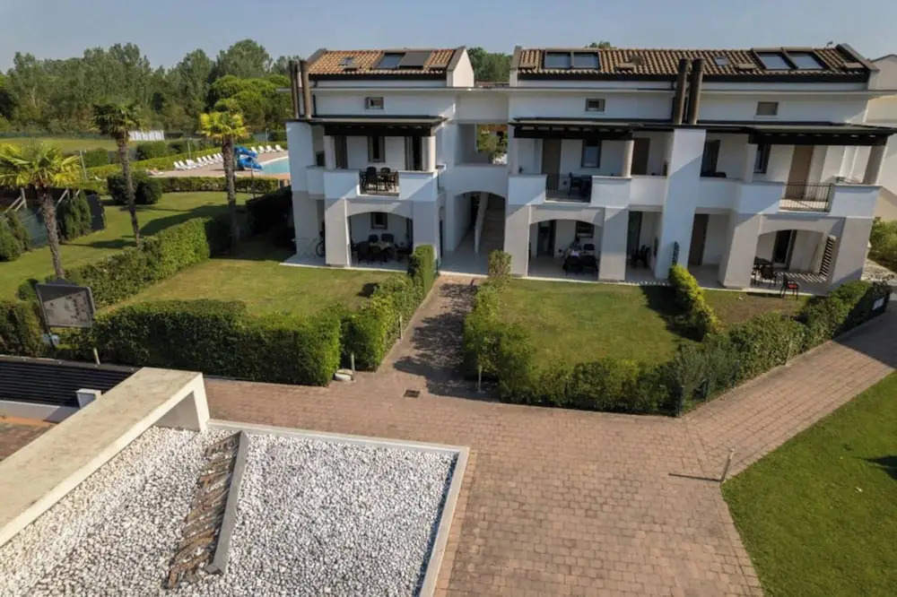 Relax in a Nice Apartment With Pool