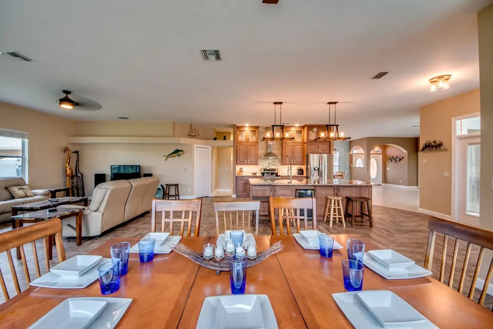 Villa Rustic Cove - Roelens Vacations