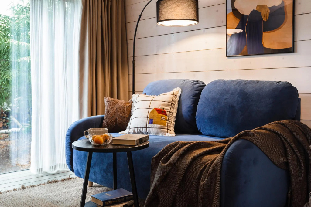 Chalet Bluebird