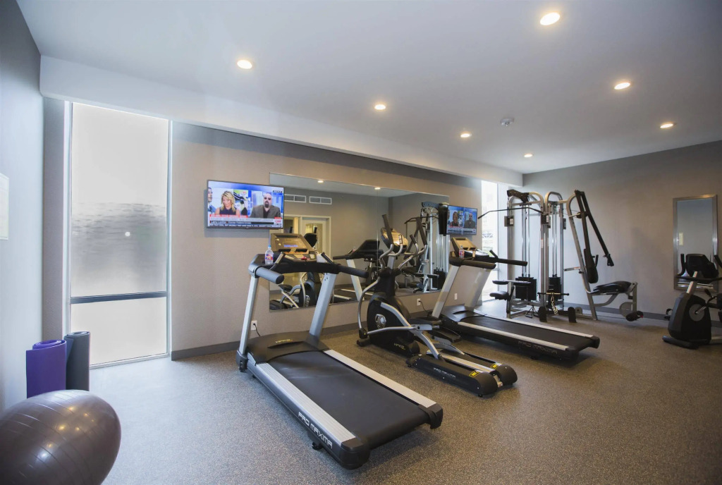 La Quinta Inn & Suites by Wyndham Tulsa Downtown - Route 66