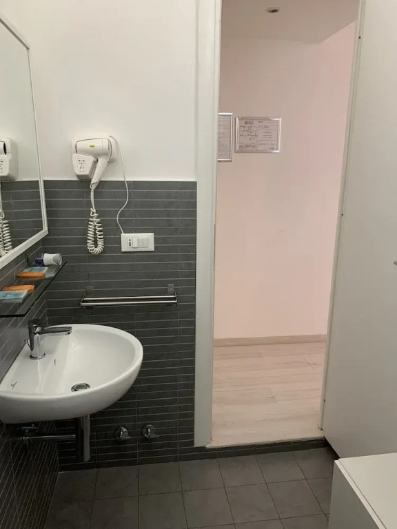 Tiburtina Suites, Roma