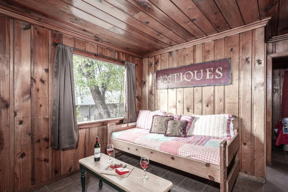 412apvillage12avncb - Cozy Cabin