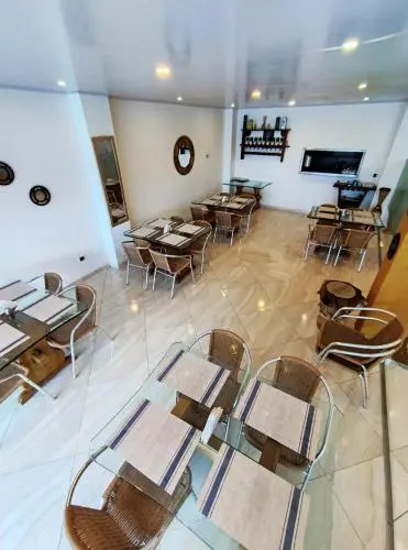 Hotel 80 Real
