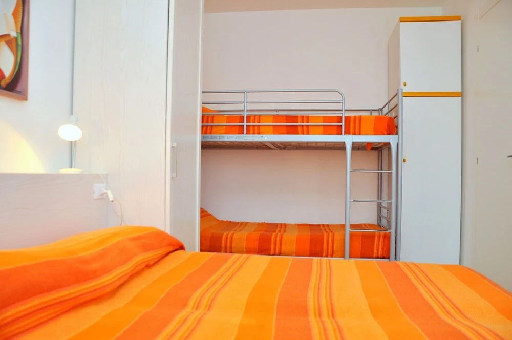 Comfortable Apartment Overlooking the sea