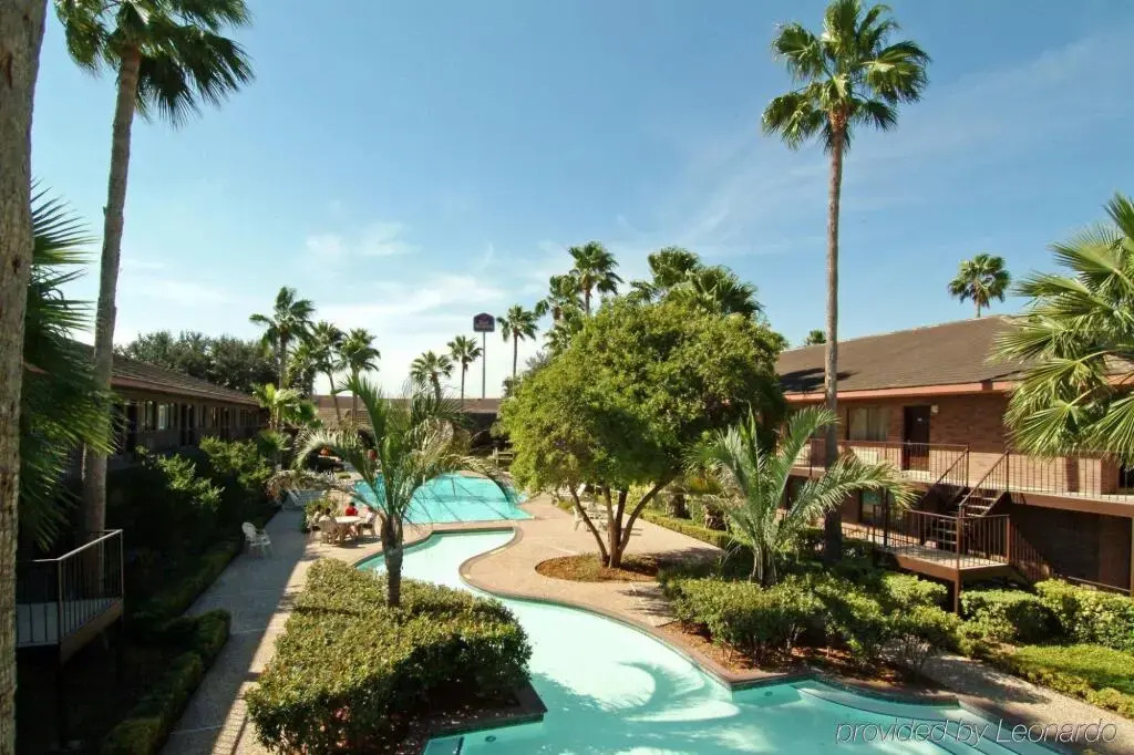 Best Western Palm Aire Motor Inn & Suit