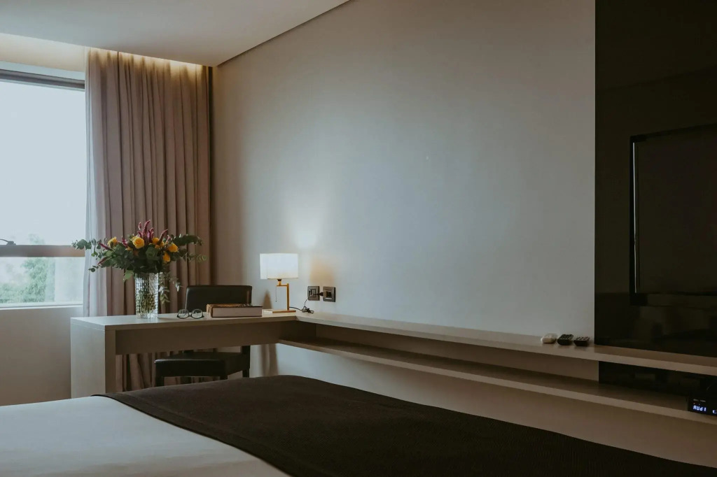 LS Hotel