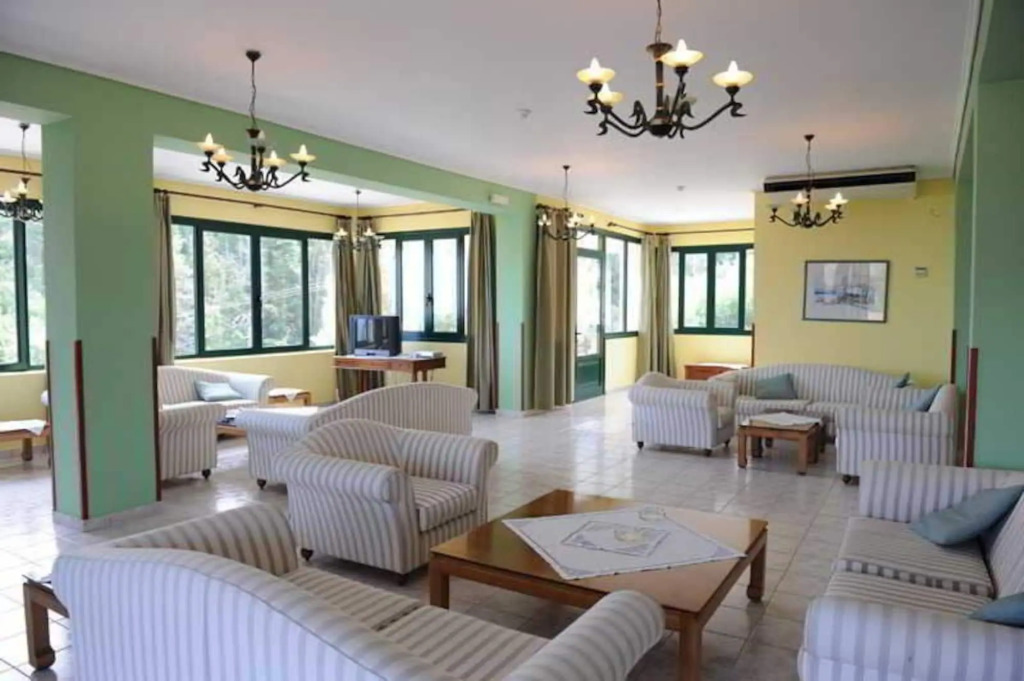 Santa Marina Hotel