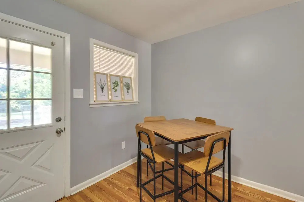 Walk to Dining & Shops: Dtwn Brookhaven Home!