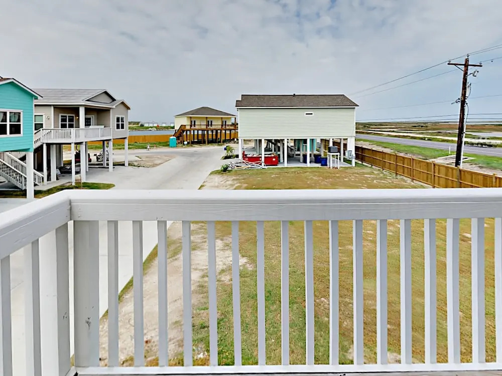 118 N Nautica House - 2 Br home by RedAwning