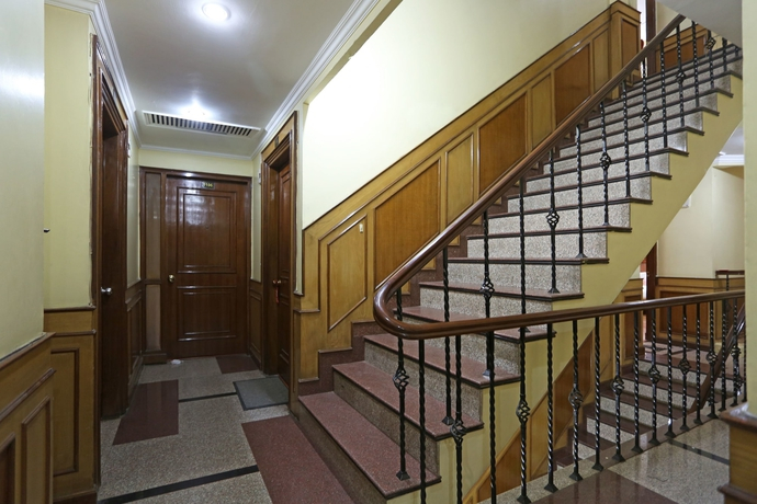 OYO Flagship 632 Kalkaji Mandir