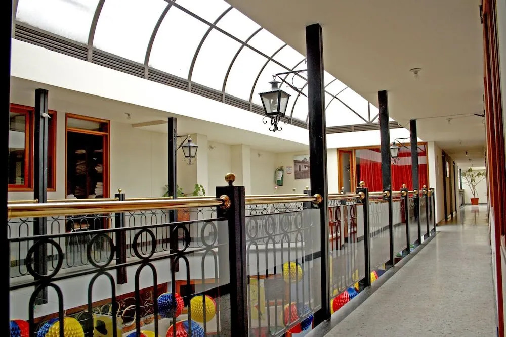 Hotel El Cid Plaza Premium