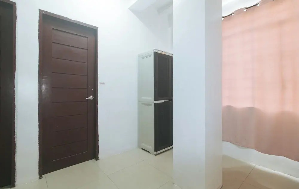 RedDoorz at Najar Residences near NAIA Terminal