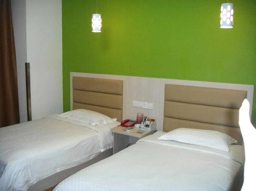 Jiujiang Fond 118 Hotel