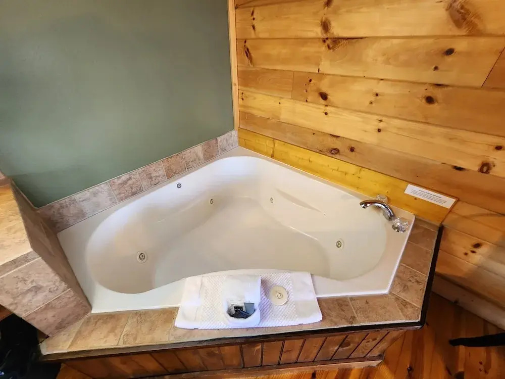 Lodge At Tellico