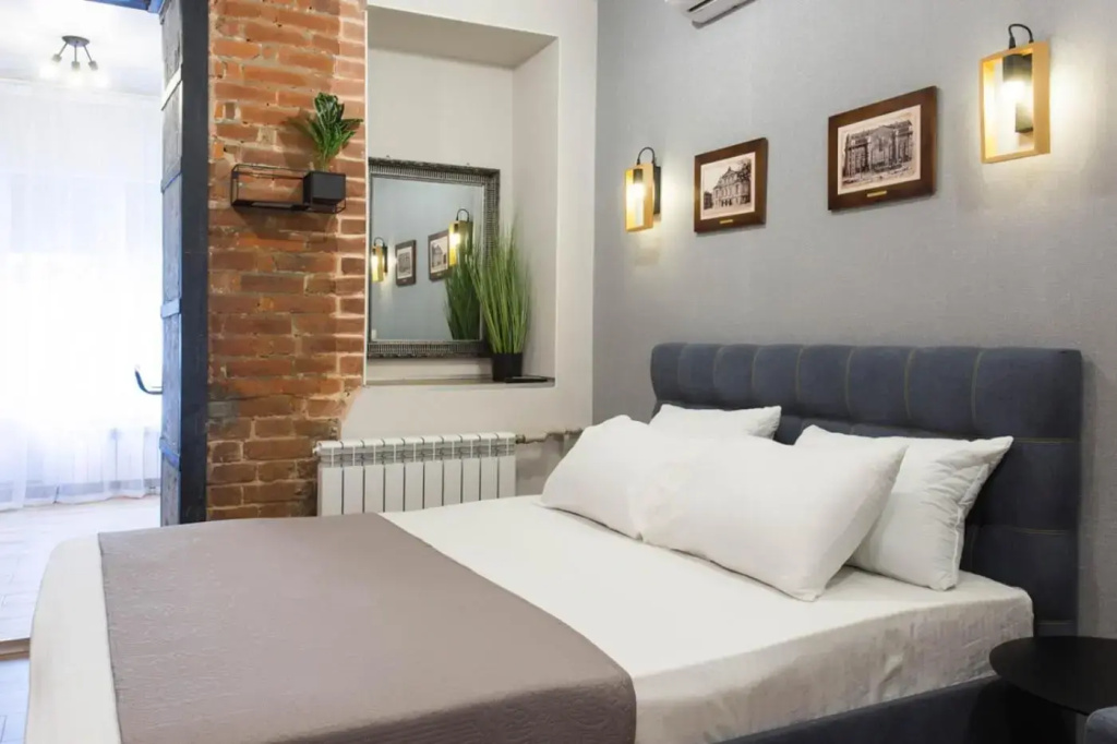 Cozy apartment in the Center - Podilskyi lane 7