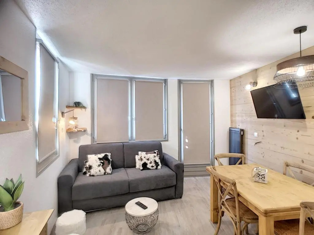 Appartement Les Menuires, 1 pièce, 4 personnes - FR-1-178-54