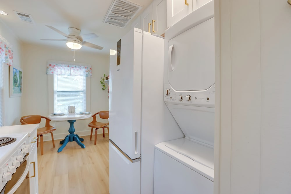 2 Mi to Bryant-denny Stadium! Pet-friendly Home