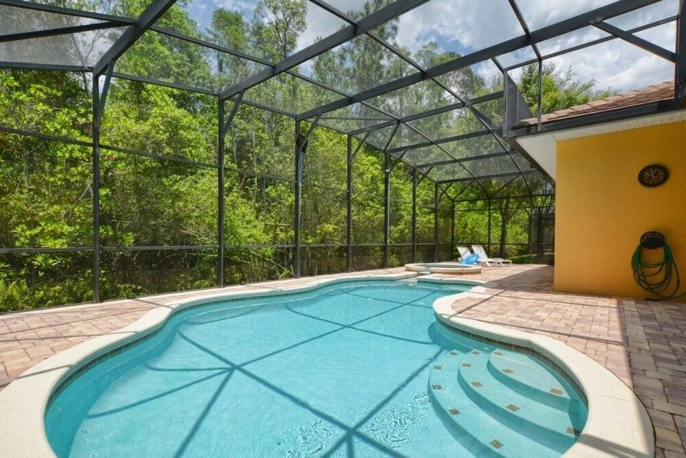 Calabria 4 Bedrooms With Pool 3400cl 4 Home by Redawning