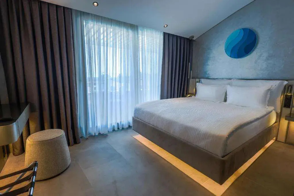 Four Hills Hotel