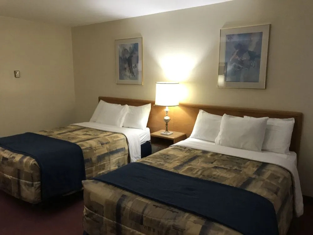 Trunk Road Motel