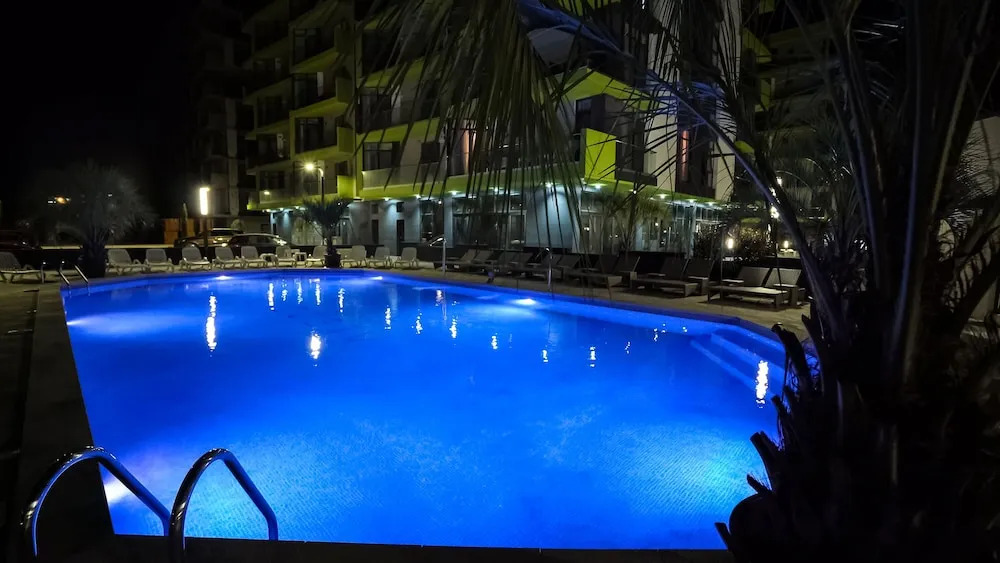 Resort Leon Beach