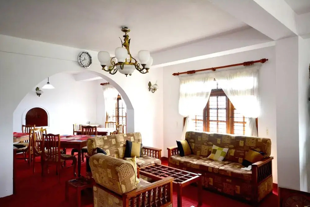 New Royal Mount Hotel