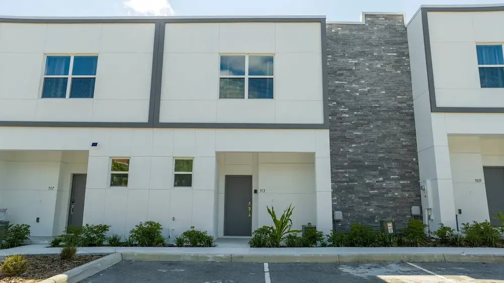Brand new 4 Bed with Loft Villa for all