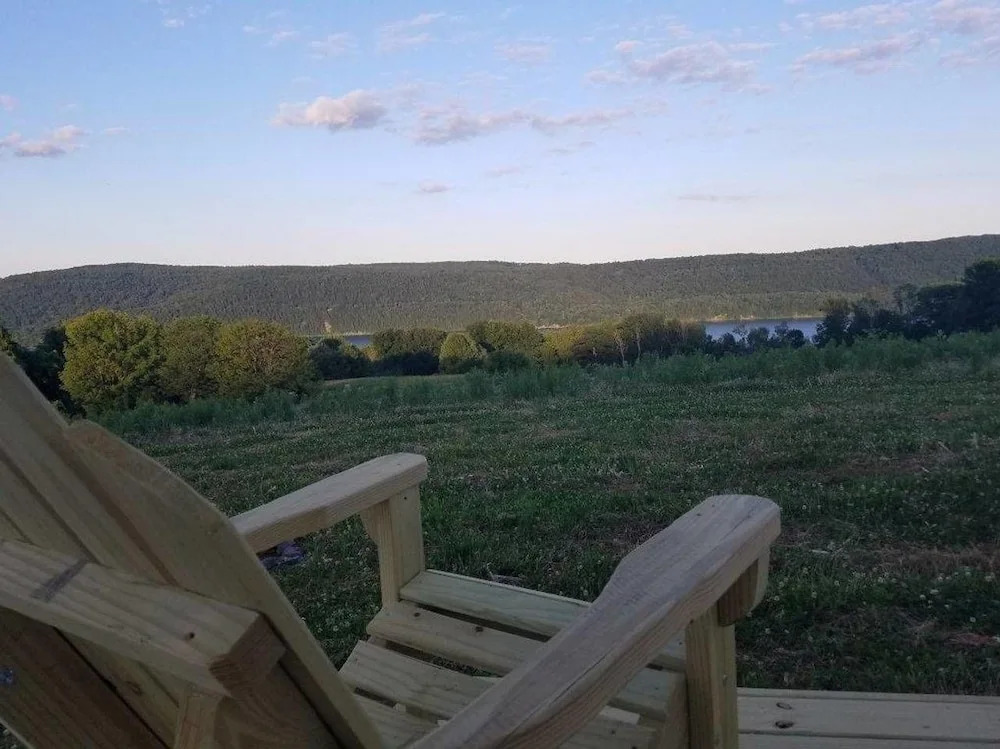 Tentrr - Lake View Retreat