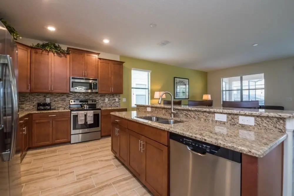 4 Bed 3 Ba Villa with Game Room & Pool